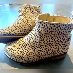Cat & Jack leopard boots size 9